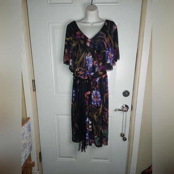 Connected Apparel Sleeveless Chiffon Cape-like Ruffle Floral V-Neck Dress NWT - Picture 3 of 7